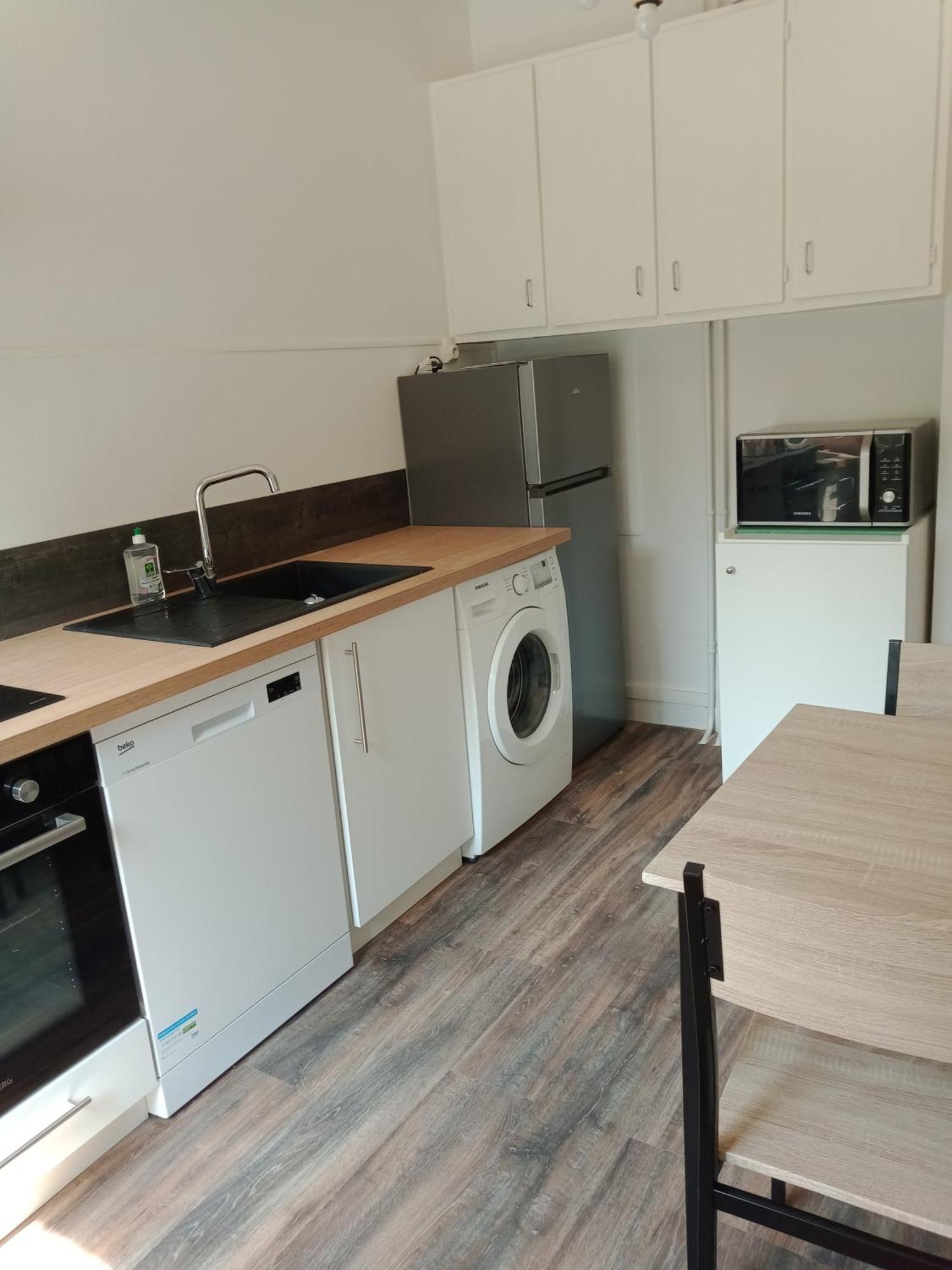 Appartement F2 Meuble Centre Ville Брив ла Гайард Екстериор снимка